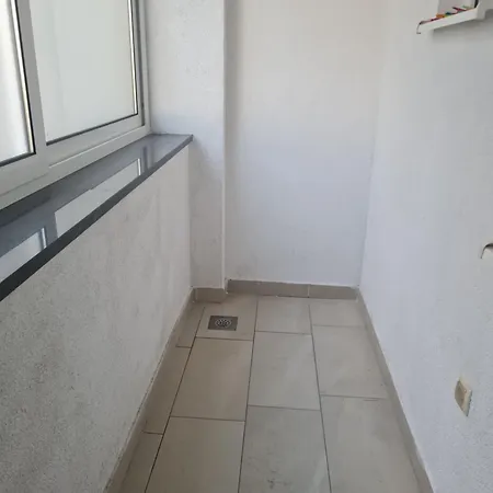 Stan Sa Garazom * Mostar