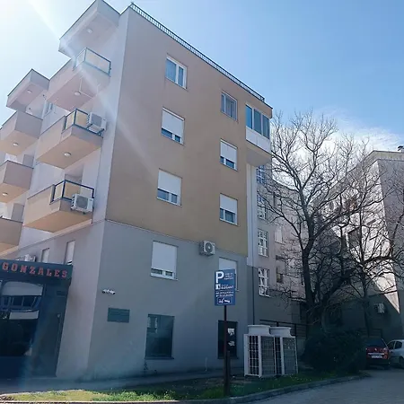 Stan Sa Garazom *